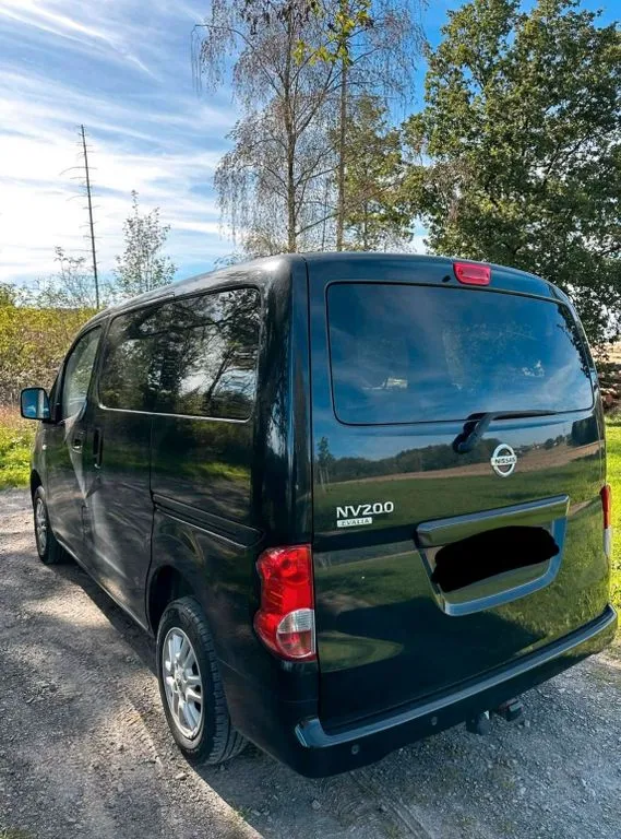Nissan Evalia