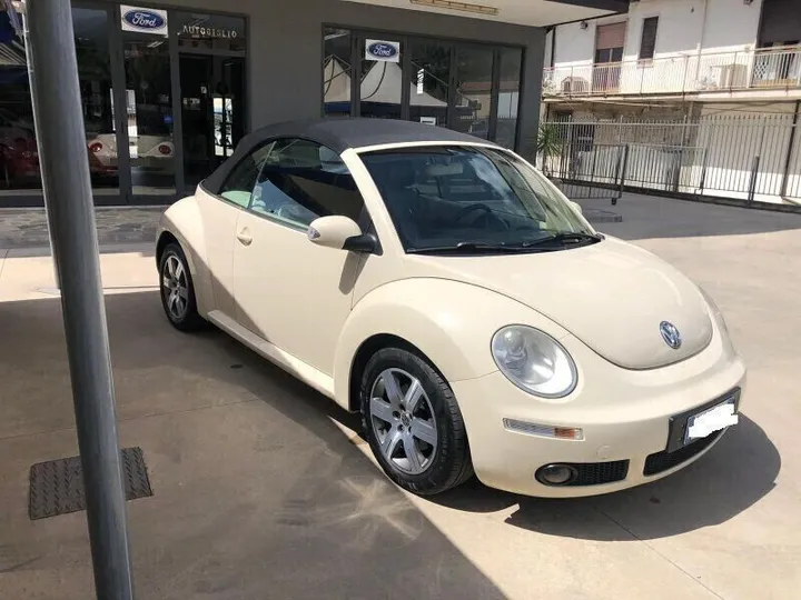 Volkswagen New Beetle