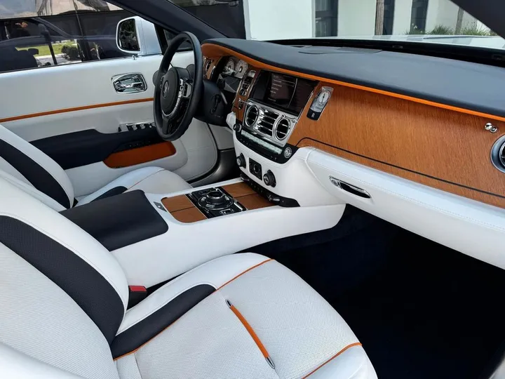 Rolls-Royce Dawn