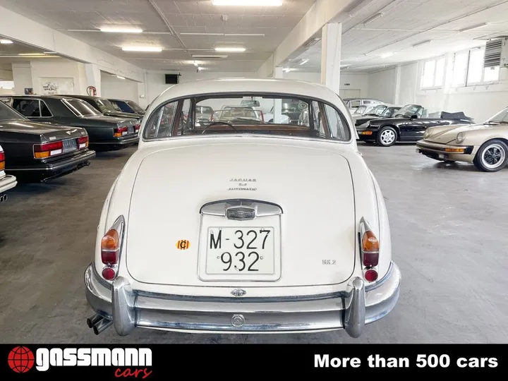 Jaguar MK II