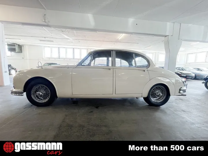 Jaguar MK II