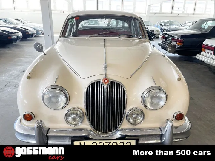 Jaguar MK II