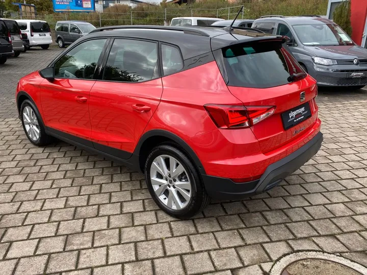 Seat Arona