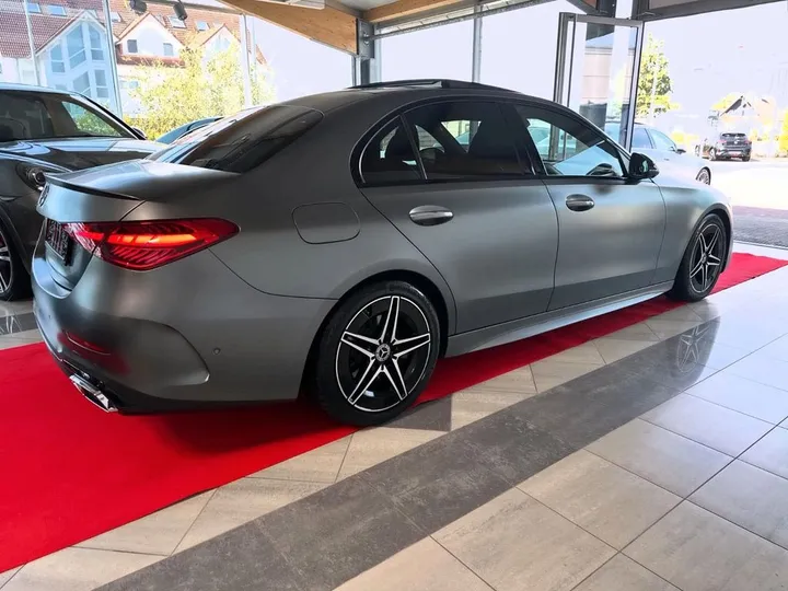 Mercedes-Benz C 220