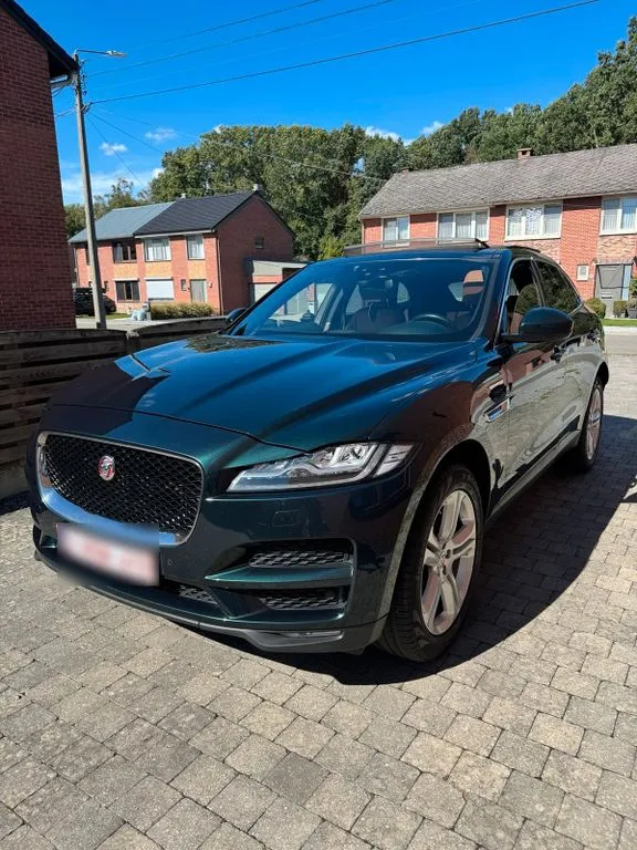Jaguar F-Pace