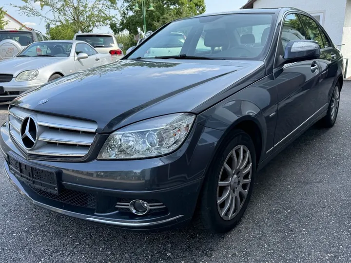 Mercedes-Benz C 180