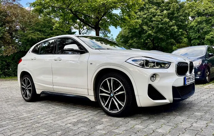 BMW X2