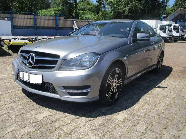 Mercedes-Benz C 180