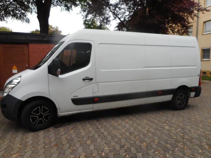 Opel Movano