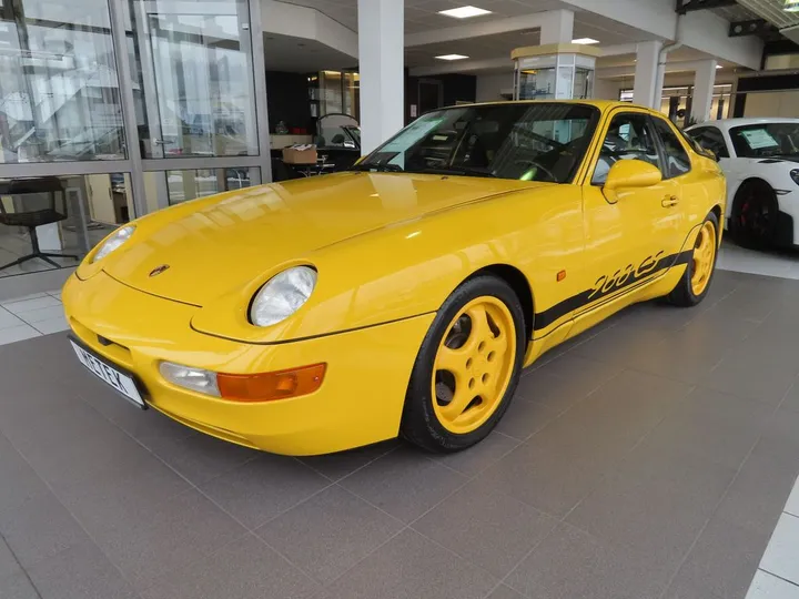 Porsche 968
