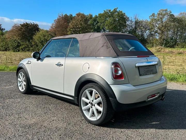 MINI Cooper Cabrio