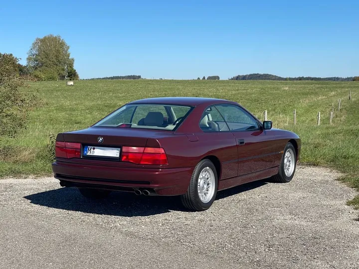 BMW 840