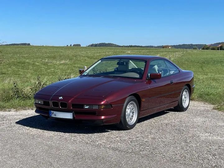 BMW 840