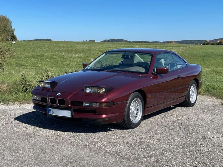 BMW 840