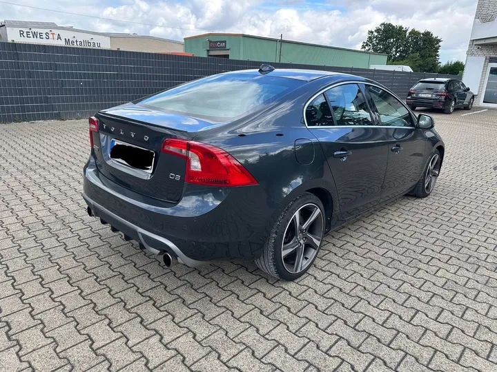 Volvo S60