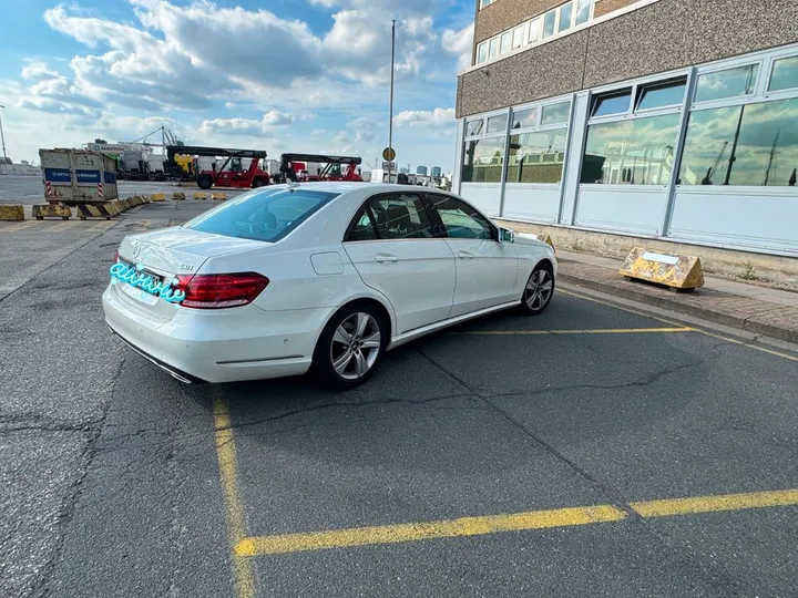 Mercedes-Benz E 250
