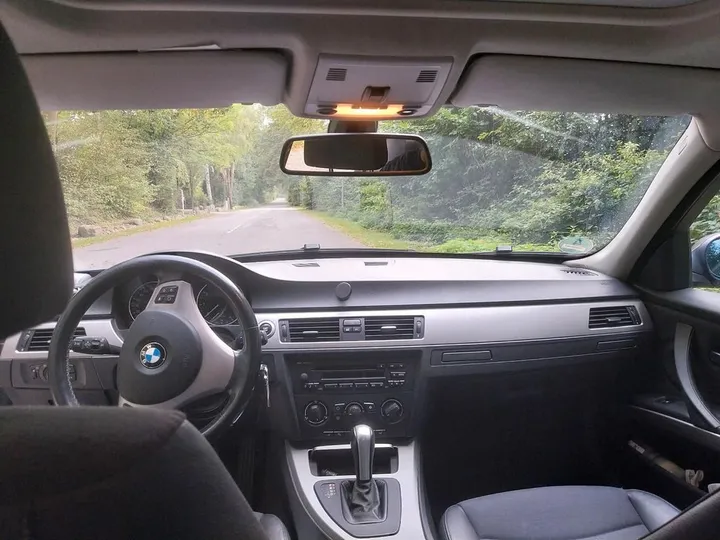 BMW 320