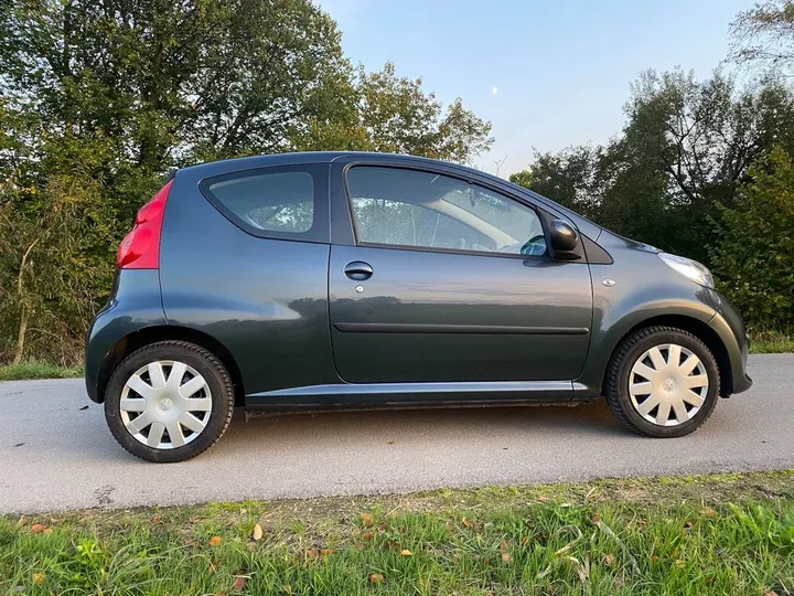 Peugeot 107