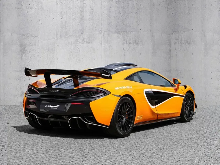 McLaren 620R