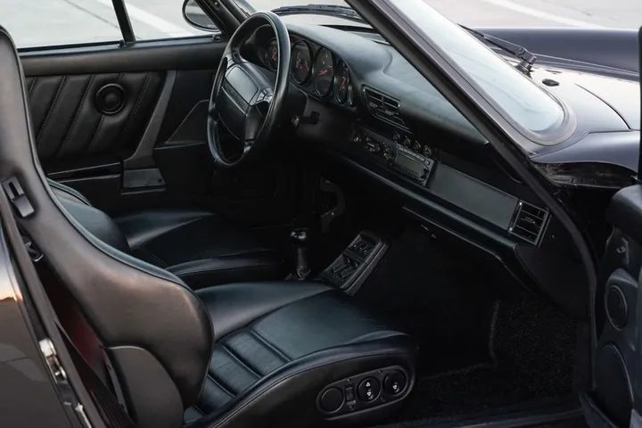 Porsche 964