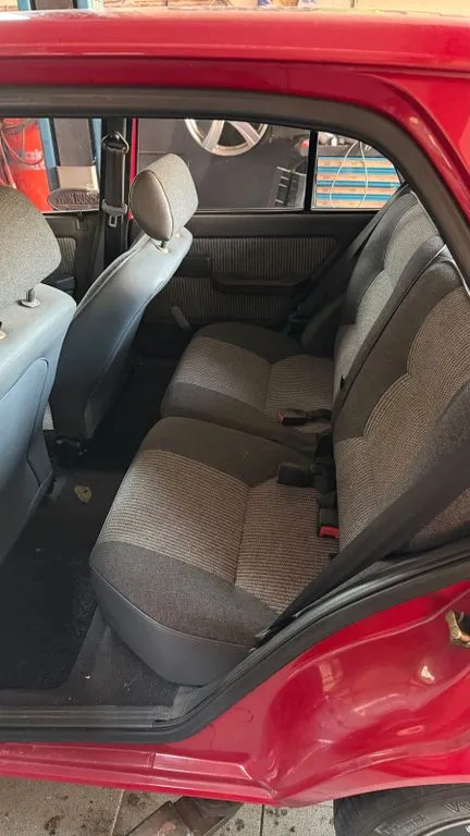 Peugeot 309