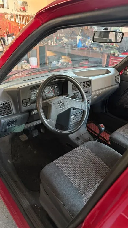Peugeot 309