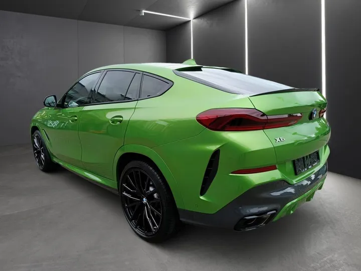 BMW X6 M50