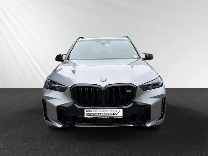BMW X5 M60