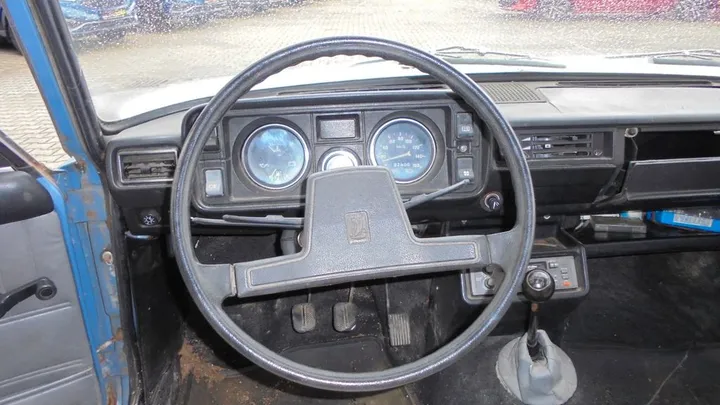 Lada Nova