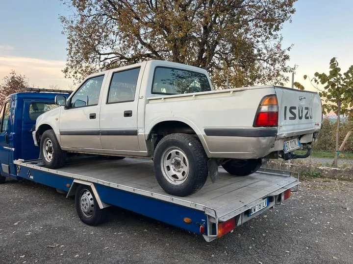 Isuzu Campo