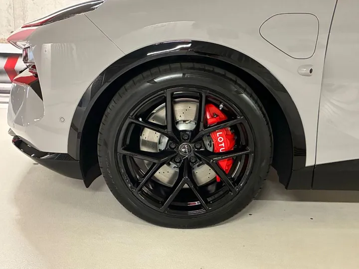 Lotus Eletre