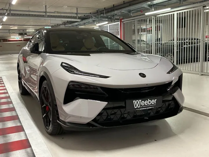 Lotus Eletre
