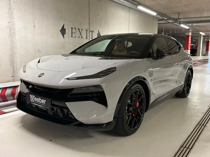 Lotus Eletre