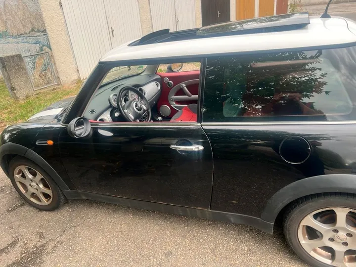 MINI ONE