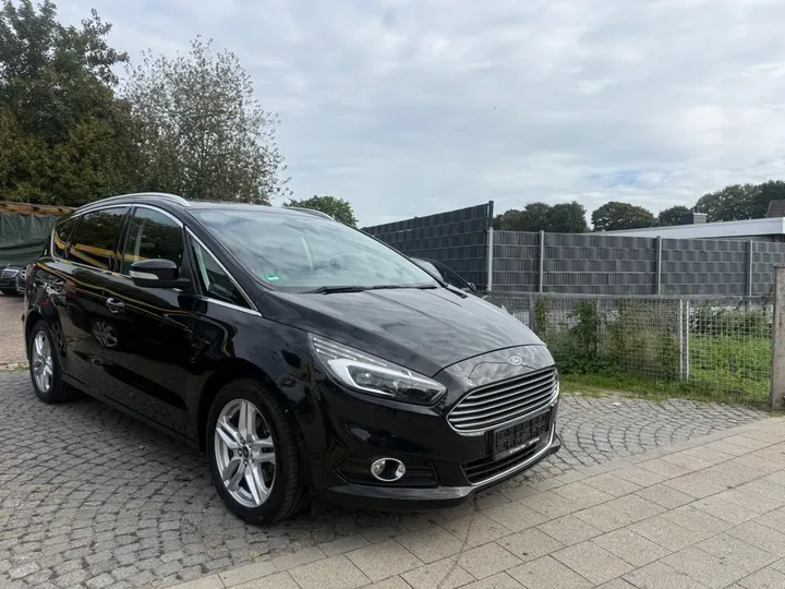 Ford S-Max