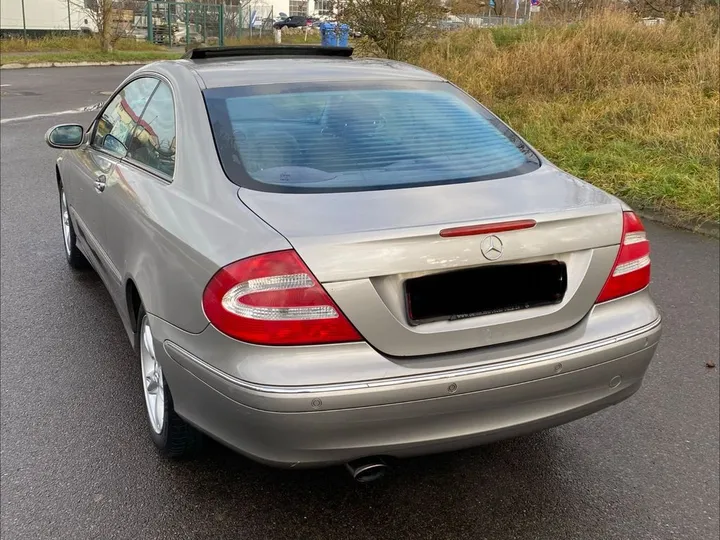 Mercedes-Benz CLK 200