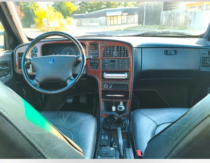 Saab 9000