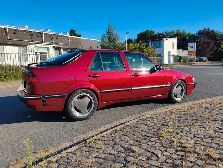 Saab 9000
