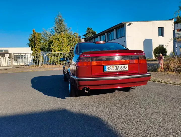 Saab 9000