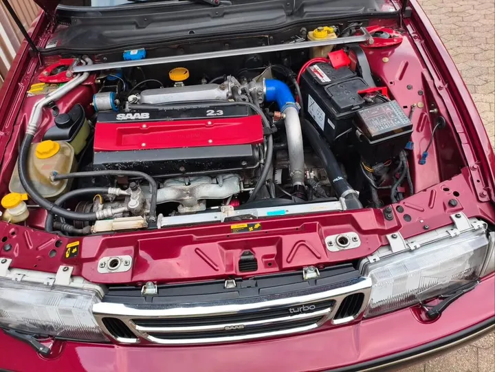 Saab 9000