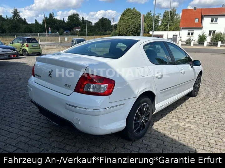 Peugeot 407
