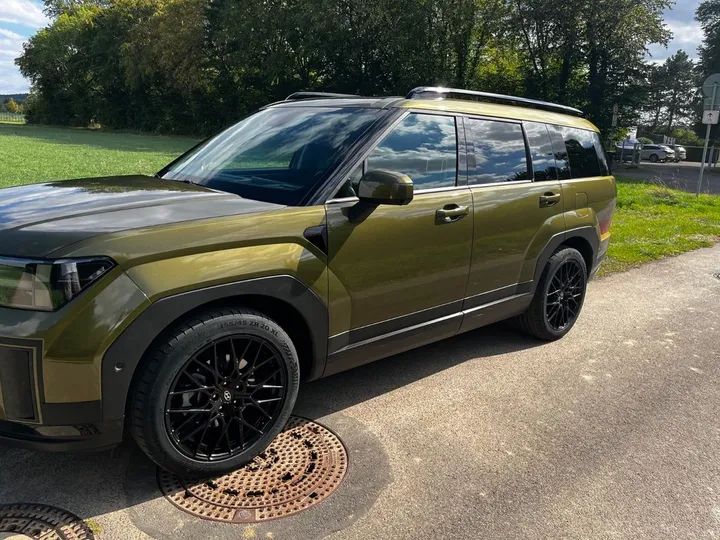 Hyundai Grand Santa Fe