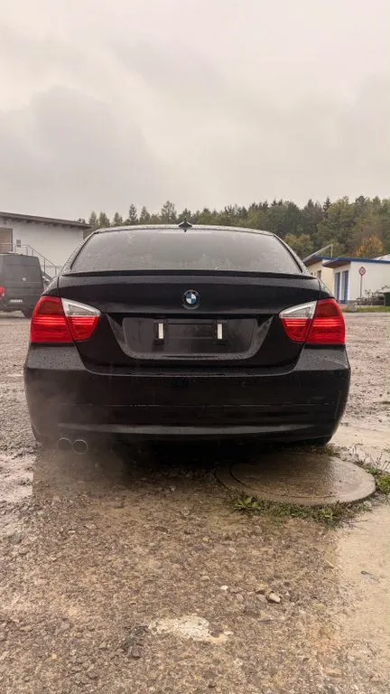 BMW 325