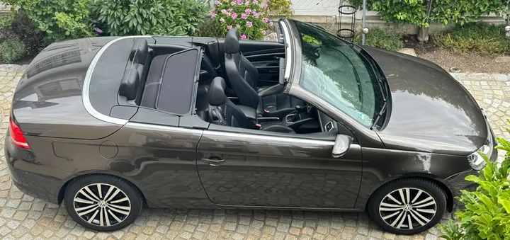 Volkswagen Eos