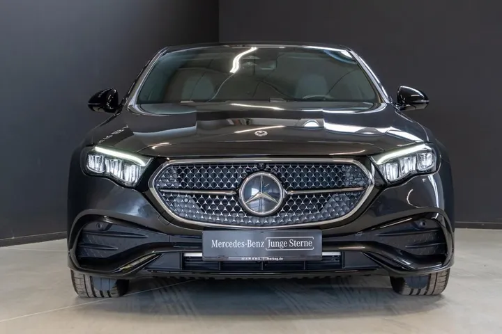 Mercedes-Benz E 200