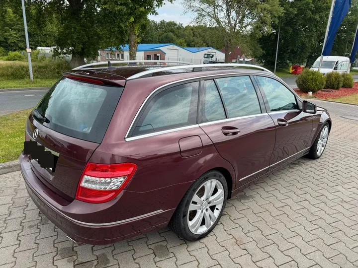 Mercedes-Benz 320