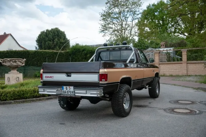 Chevrolet K30