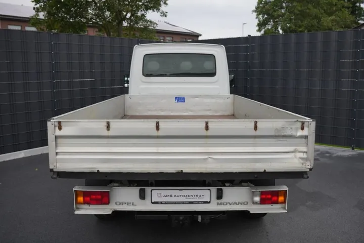 Opel Movano