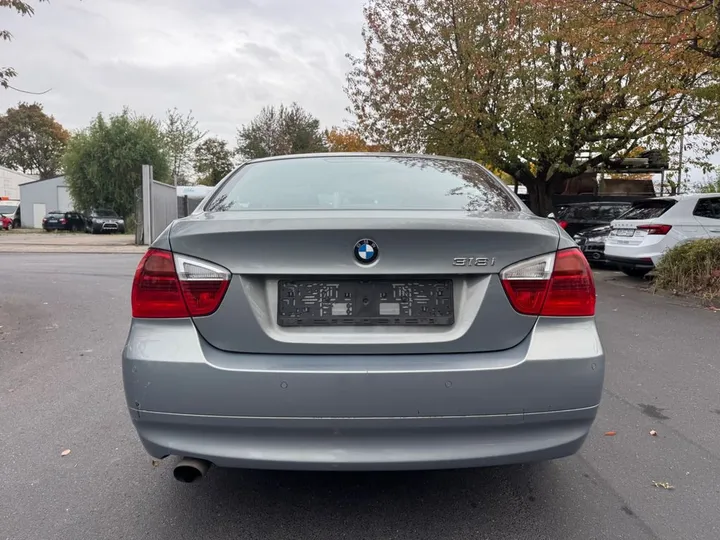 BMW 318