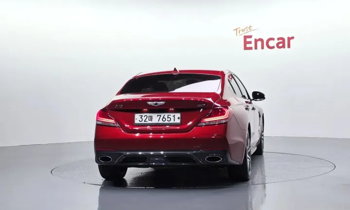 Genesis G70